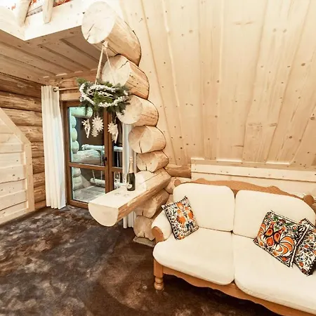 Zagroda Krowiarki * Chocholow