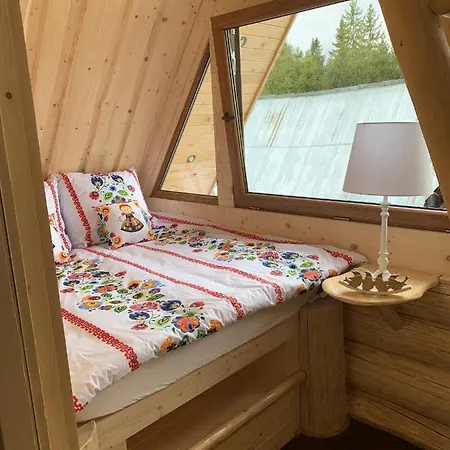 Zagroda Krowiarki Domek alpejski Chocholow