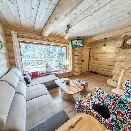 Zagroda Krowiarki Шале