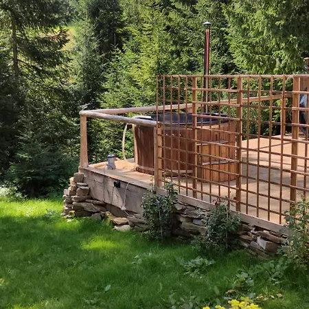 Zagroda Krowiarki Шале Хохолув