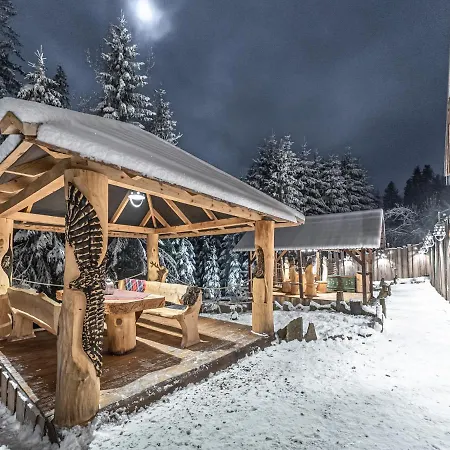 シャレー Zagroda Krowiarki *